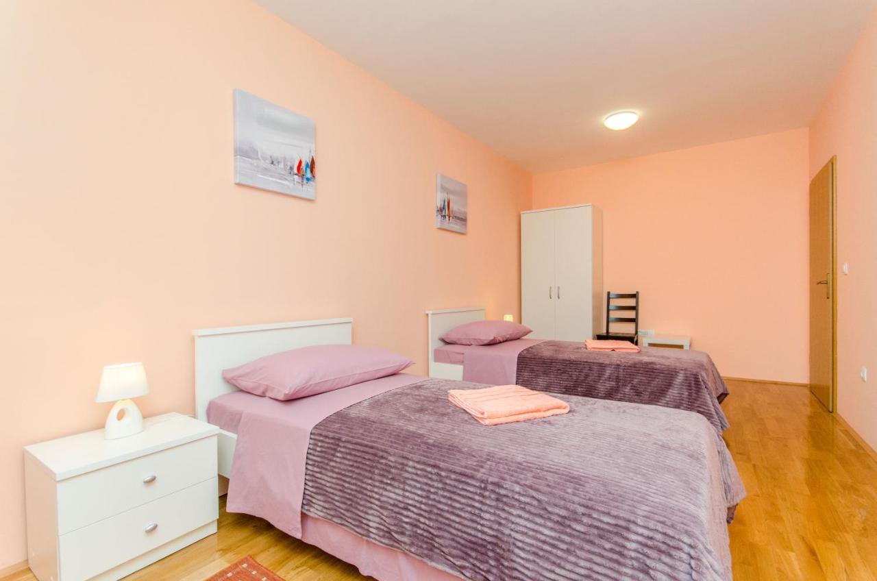 Apartman Ivan Kaštela エクステリア 写真